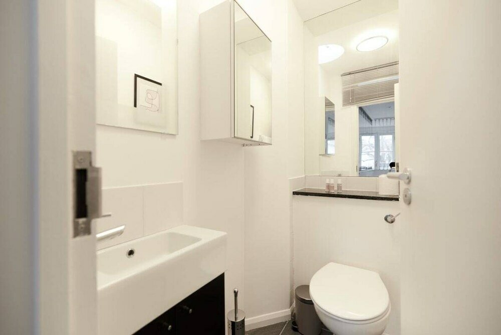 Фото The London Nest - Trendy 3bdr House