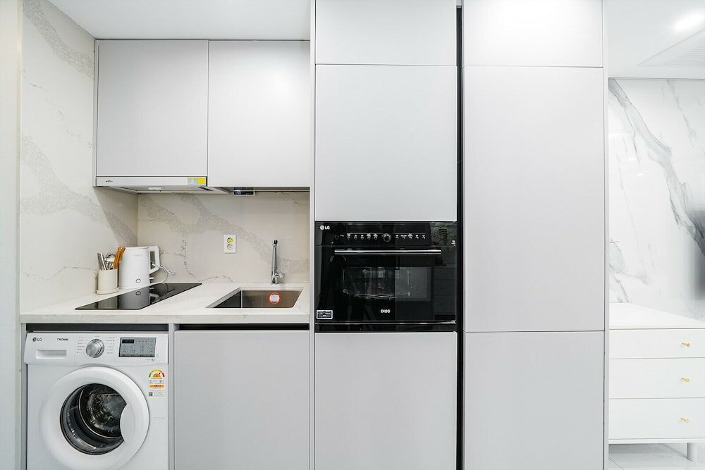 Фото Seocho Intoraon Hotel and Residence