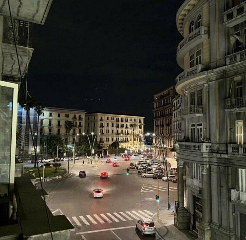 Гостиница Partenope Luxury rooms в Неаполе