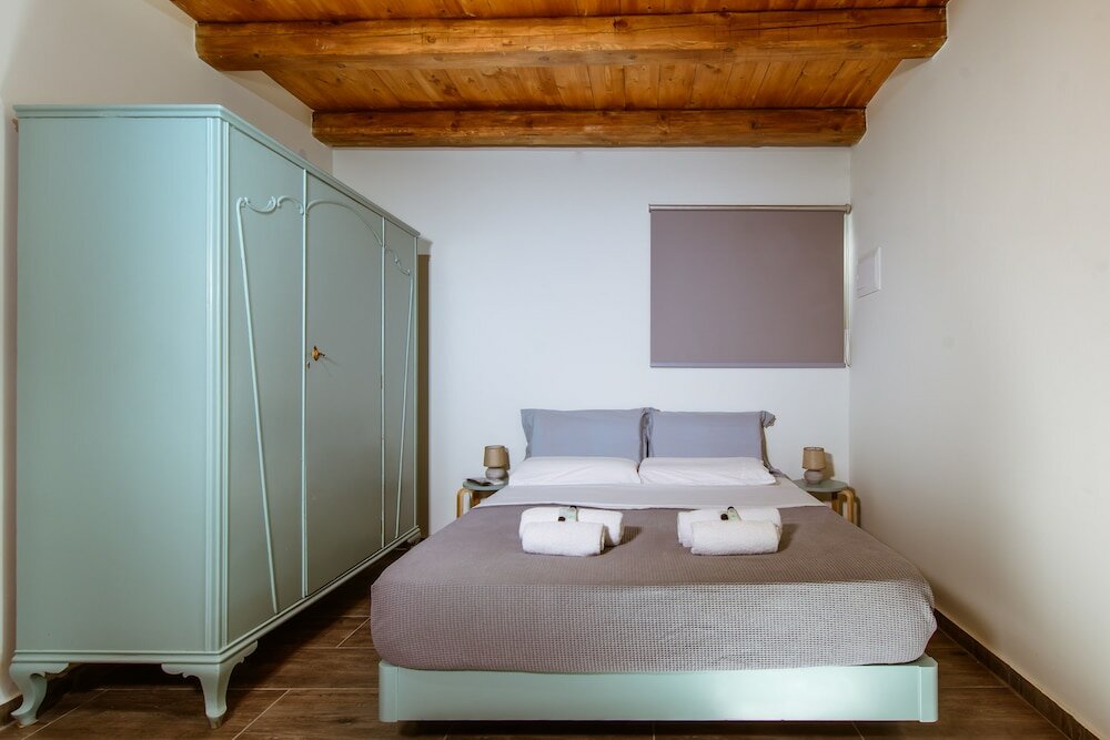 Фото Traditional Apartments Elafos