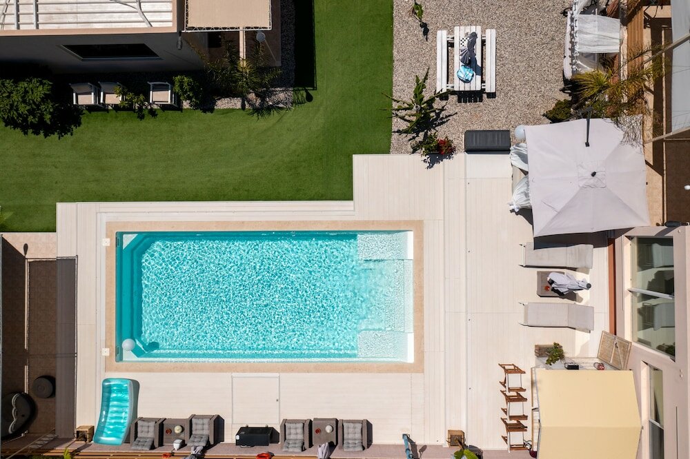 Фото Modular Bungalows With Heated Pool Artemis Greece