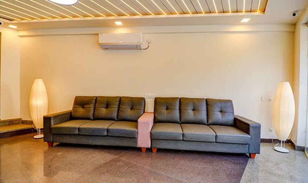 Фото Fabhotel Rotano Grand