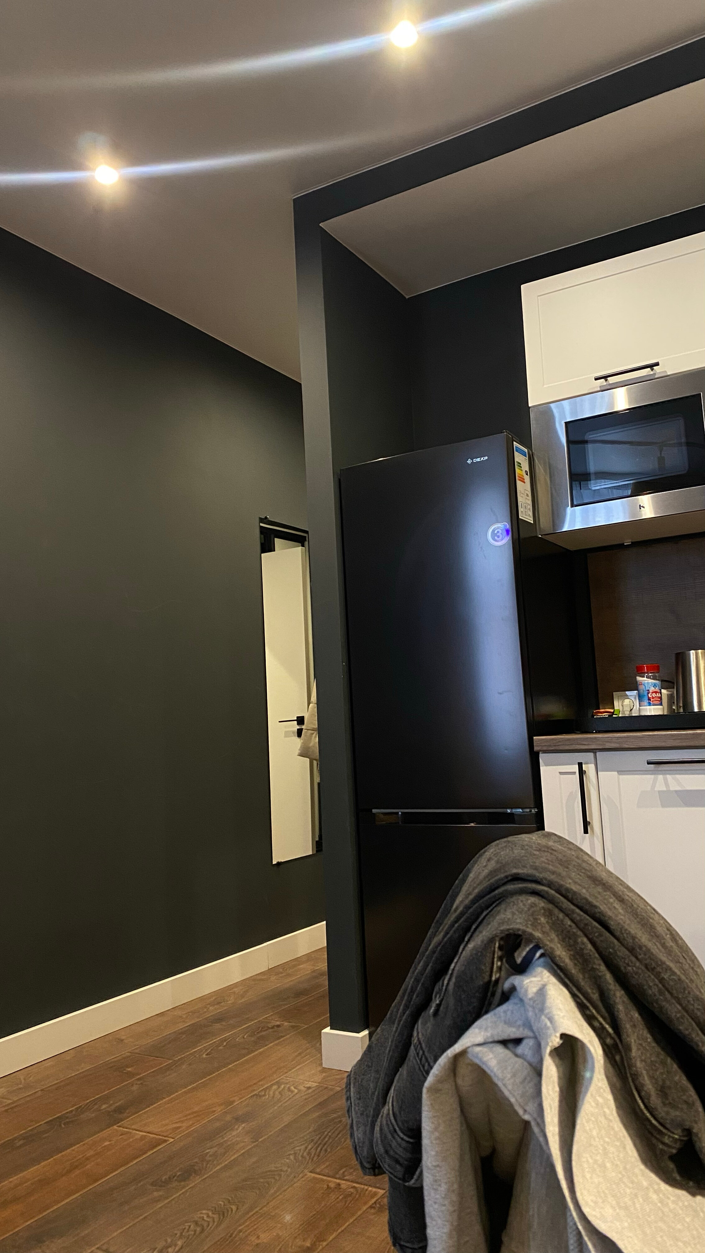 Фото Демократ на Краснопутиловской 111