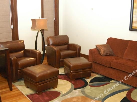 Фото Royal Palace Inn & Suites