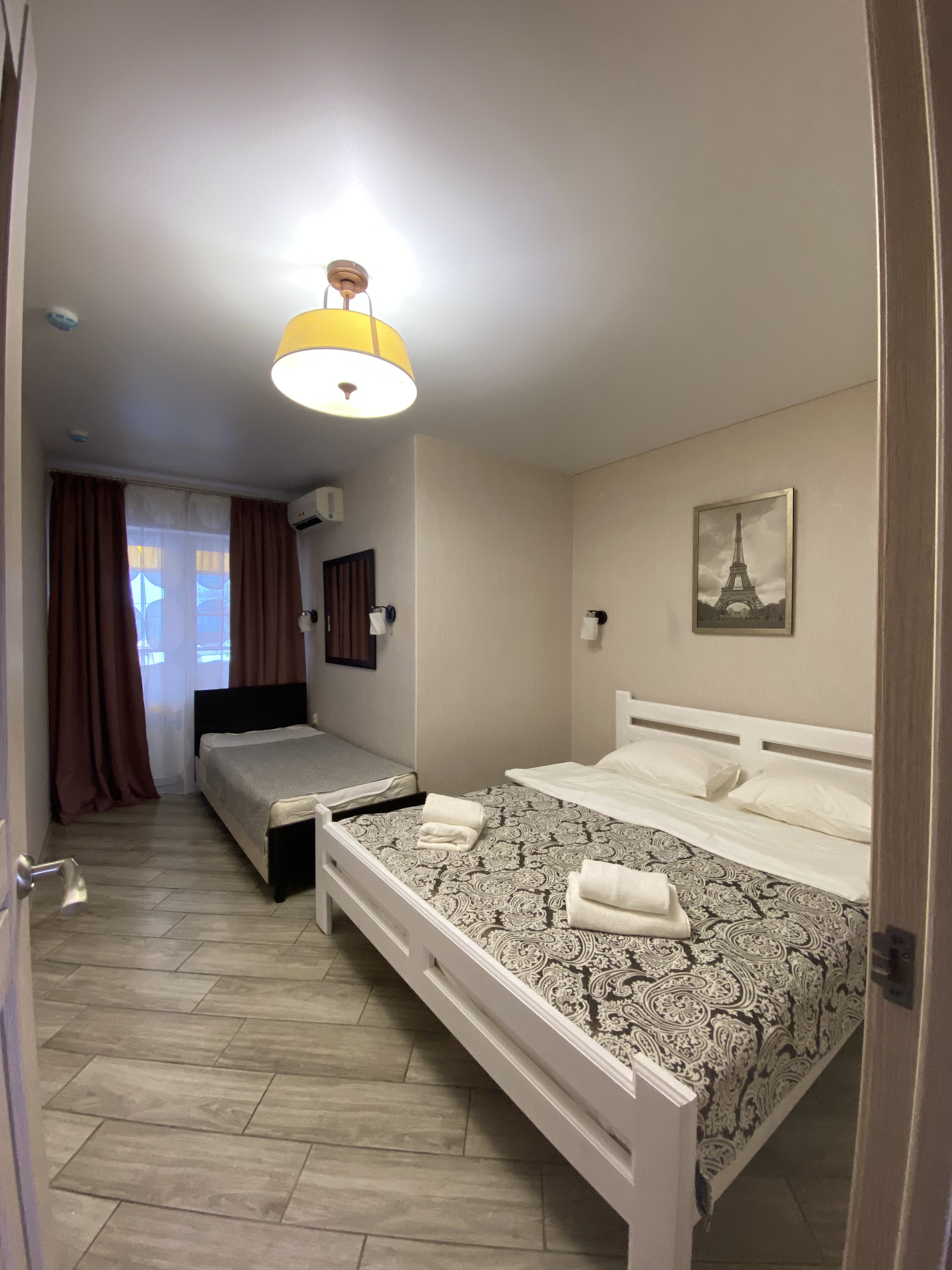 Фото Мон Плейзир