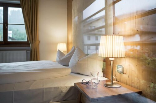 Внешний вид отеля Post Alpina - Family Mountain Chalets в Инничионе - Сан-Кандидо, фото 5