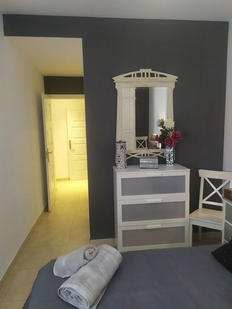 Фото Lujoso Apartamento Los Patios de Cordoba