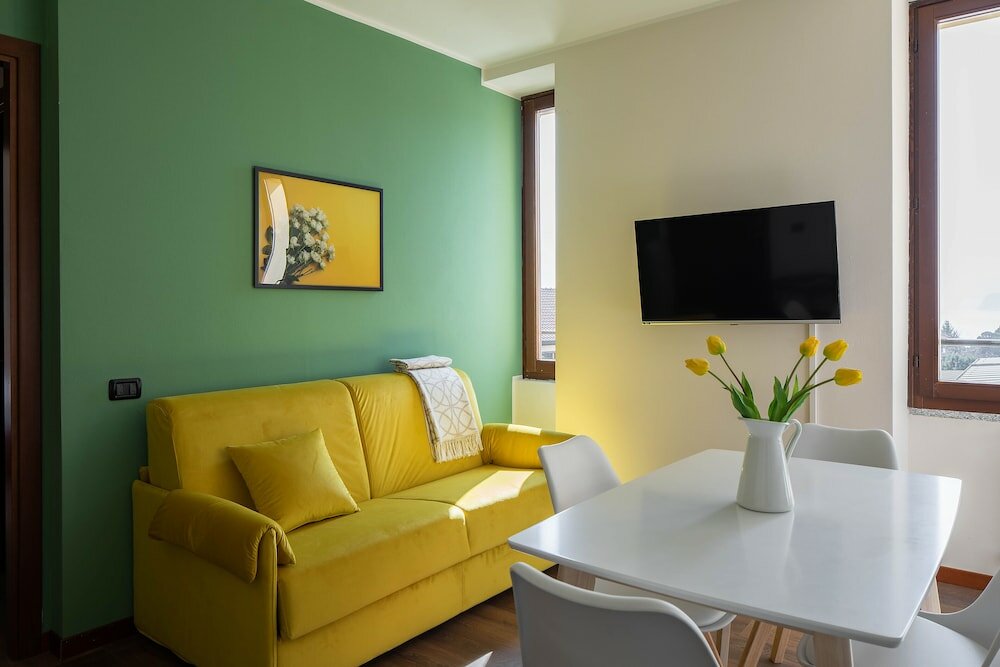 Фото Holiday Apartment 10- San Siro lake Como