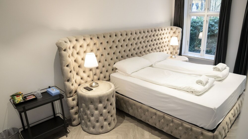 Фото A Hotels City