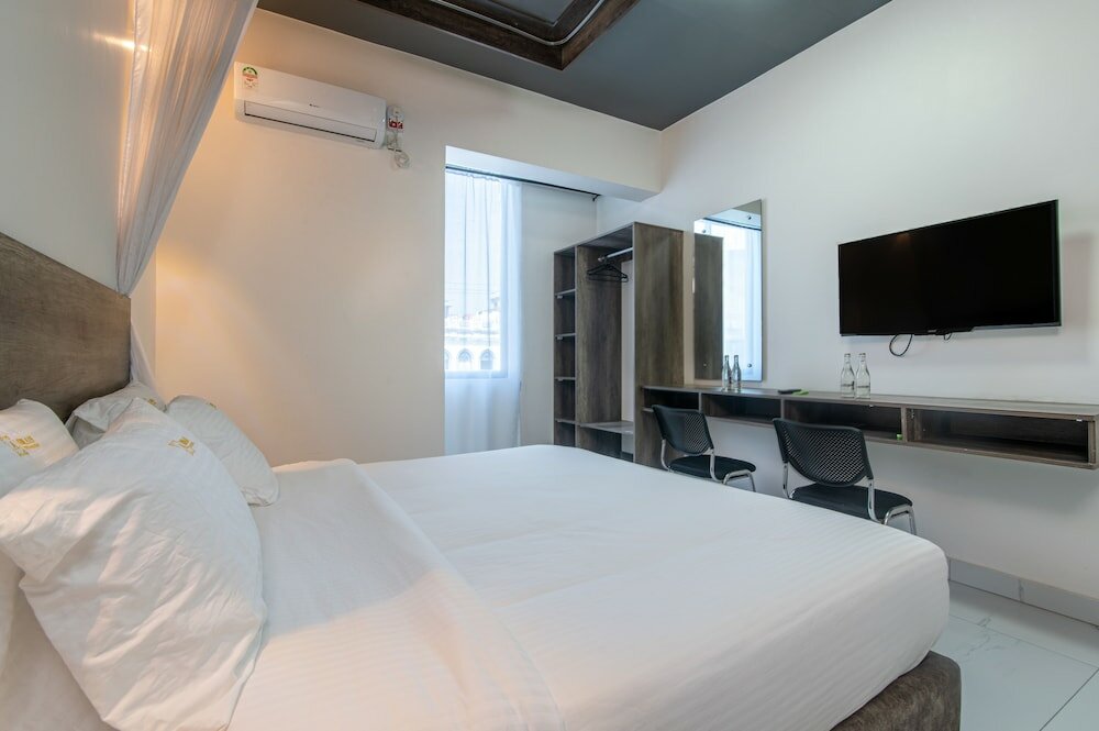 Фото The Ivory Suites by Armaan