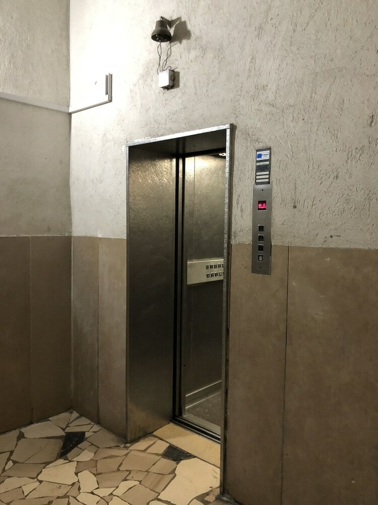 Фото Ottieri Apartment Napoli