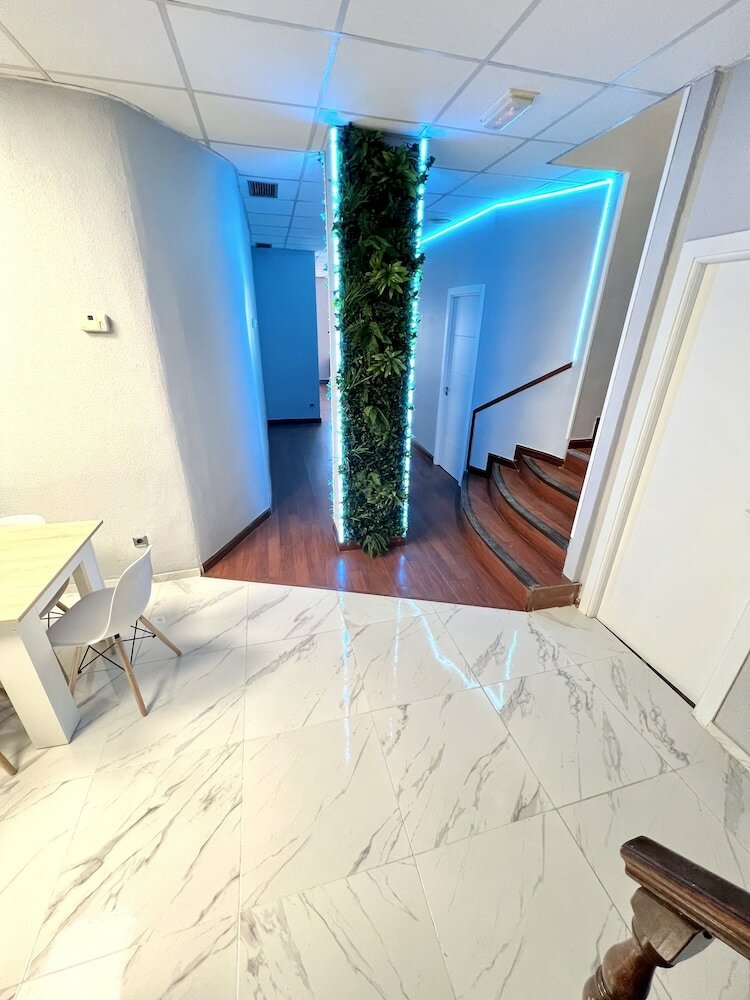 Фото Hostel Thirty One