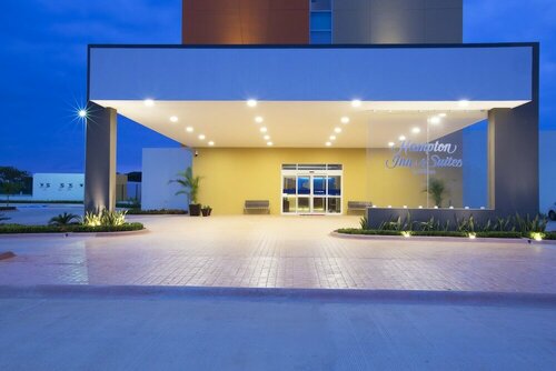 Гостиница Hampton Inn & Suites by Hilton Paraiso