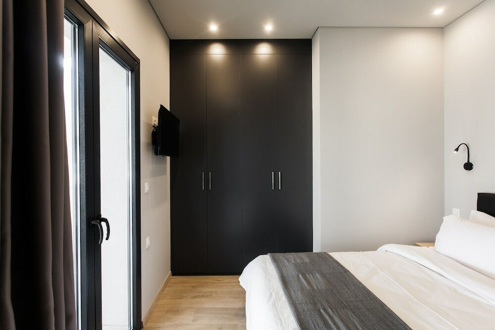 Фото Wyz Piraeus