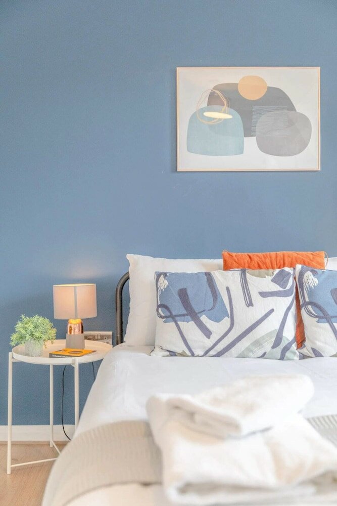 Фото Central 3 Bedroom House With Garden