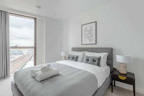 Luxurious 2bd Flat by the River Near Vauxhall