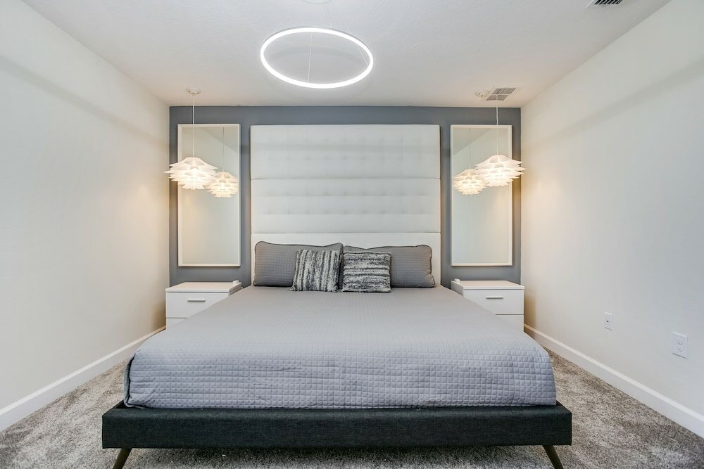 Фото Stunning Villa w No Rear Neighbors! Near Disney