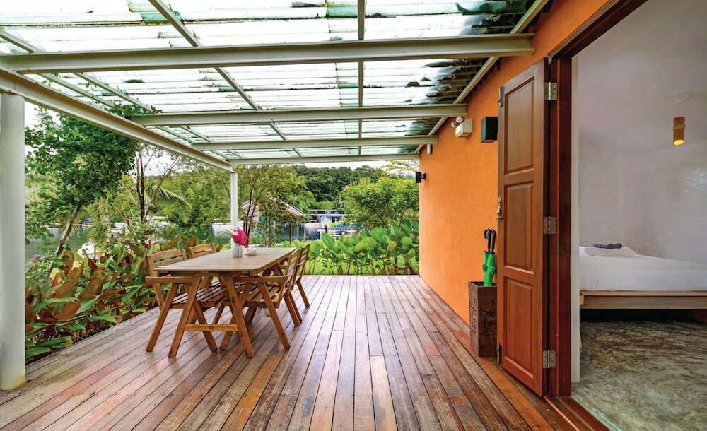 Фото The Little White Bird Traveller Hostel