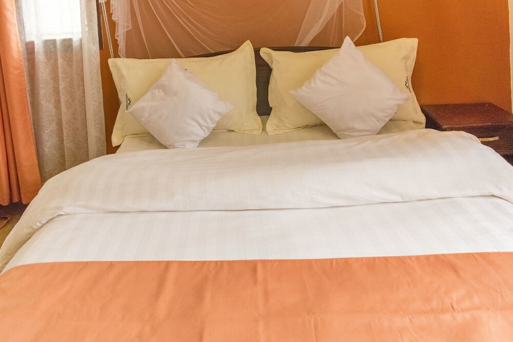 Фото Elgon Heights Motel