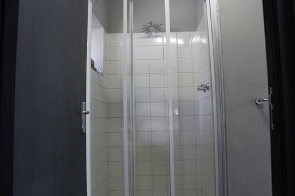 Фото Guesthouse @ 31 Murray