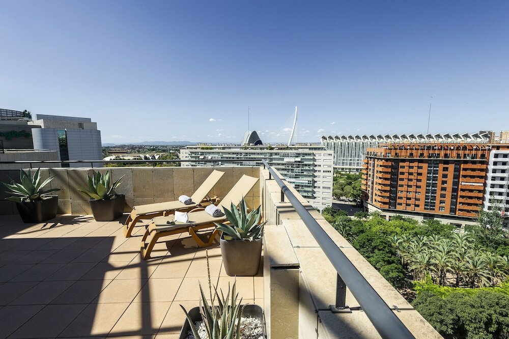 Фото Hotel Valencia Oceanic Affiliated by Meliá