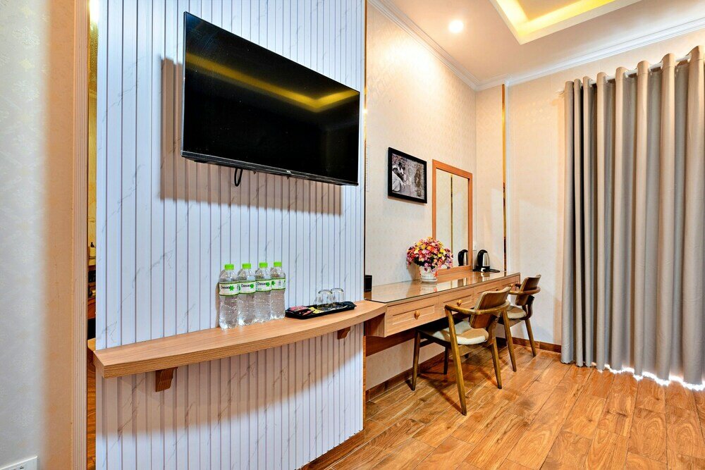 Фото Hanz Luna Hotel