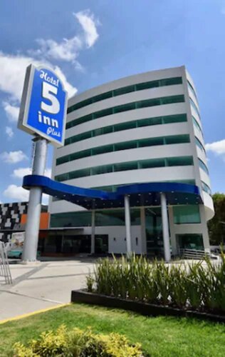 Гостиница Hotel 5 Inn Plus в Леоне