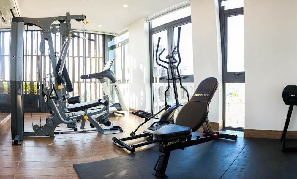 Фото Dolphin Hotel and Apartment