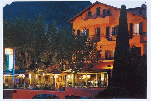 Гостиница Hotel Restaurant la Calanque в Манделье-ла-Напуль