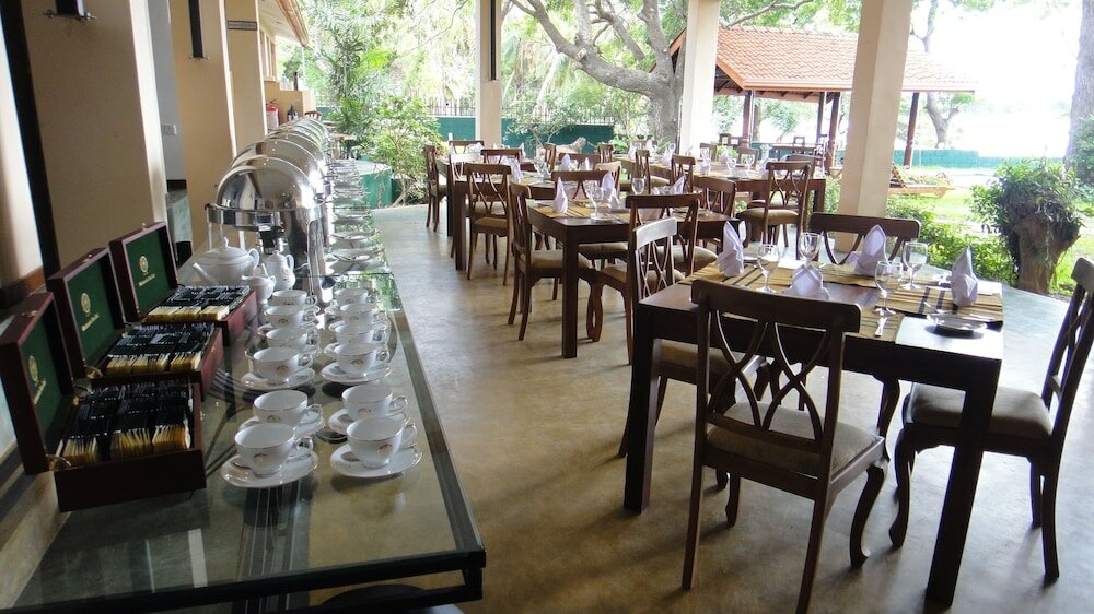 Фото Oak Ray Lake Resort