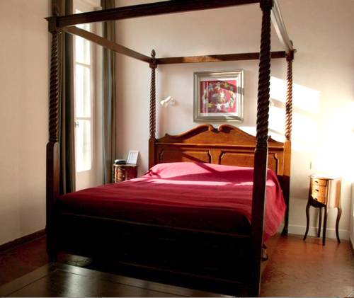 Фото Maison Saint Louis