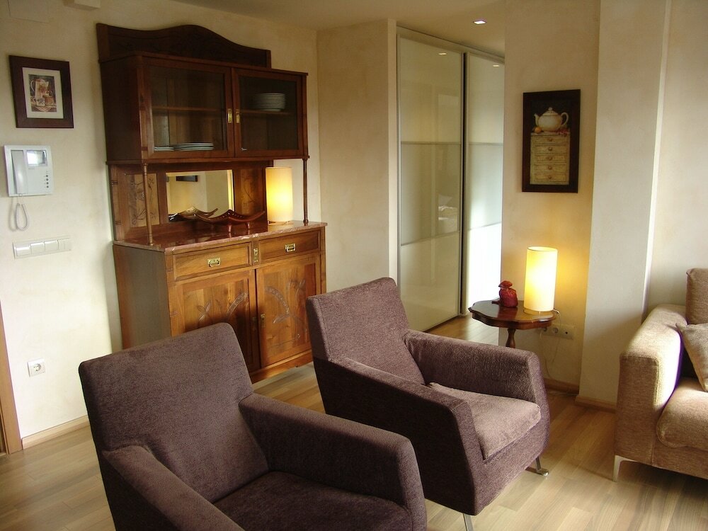 Фото Apartamentos la Torreta del Llac