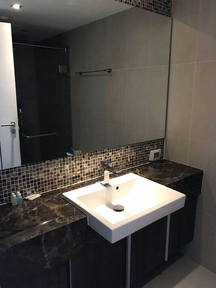 Фото Modernized Condo 3pax Central Pattaya