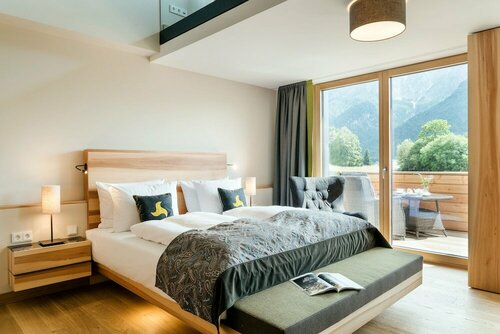 Внешний вид отеля Klosterhof - Alpine Hideaway & SPA в Байериш-Гмайне, фото 4