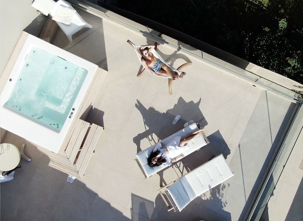 Фото Sea Front Villas