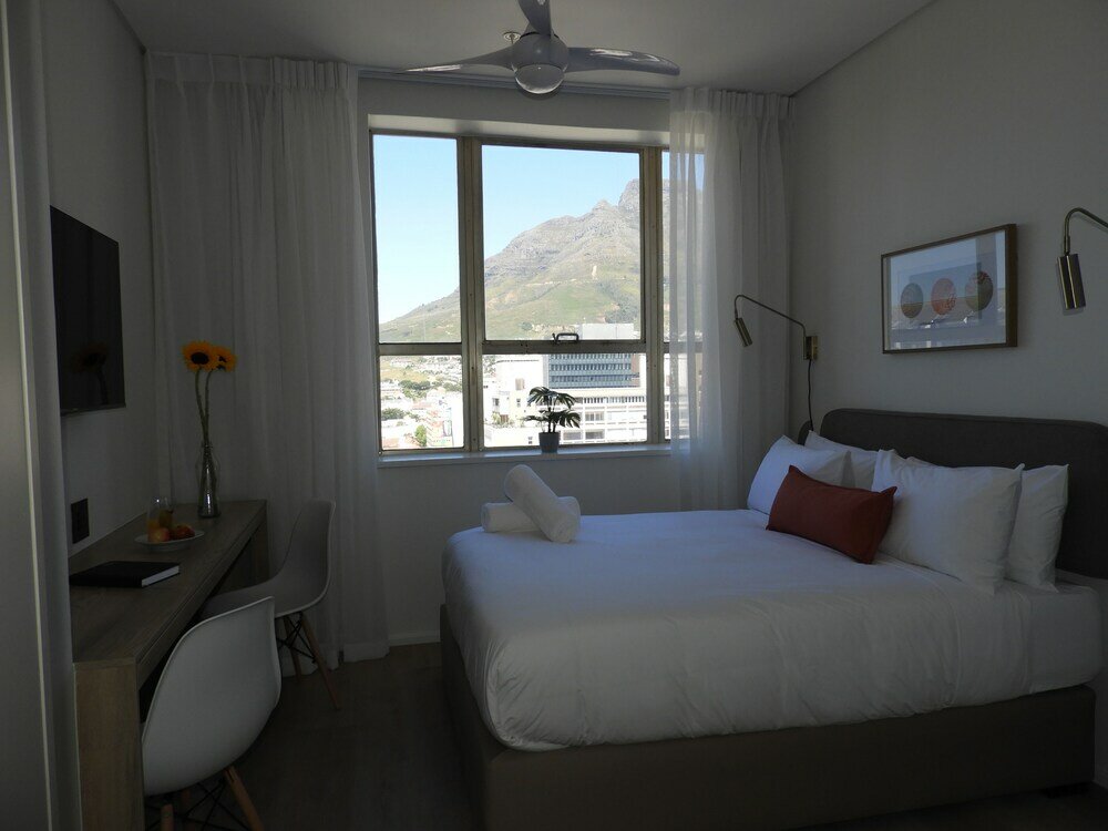 Фото Adderley Gardens