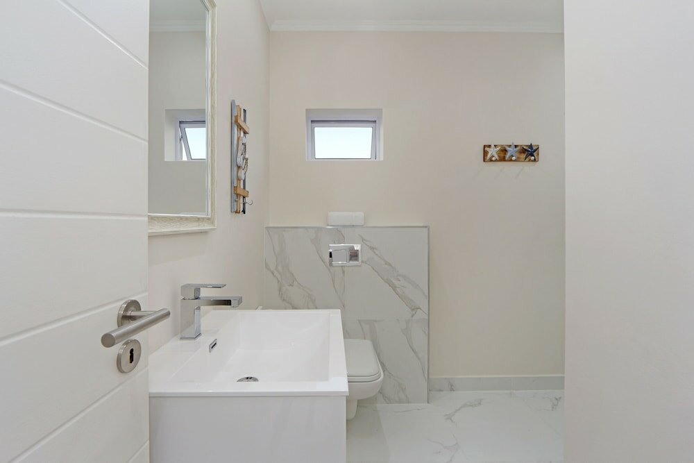 Фото Bayford House