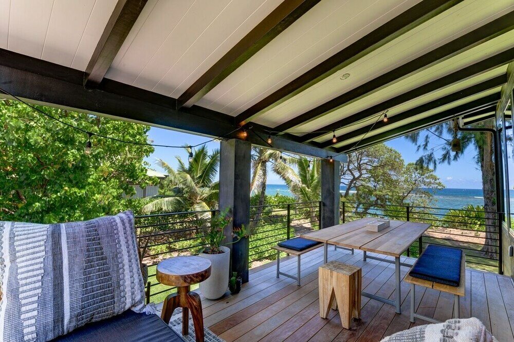 Фото Haena Beach House 2 Bedroom Home by Redawning