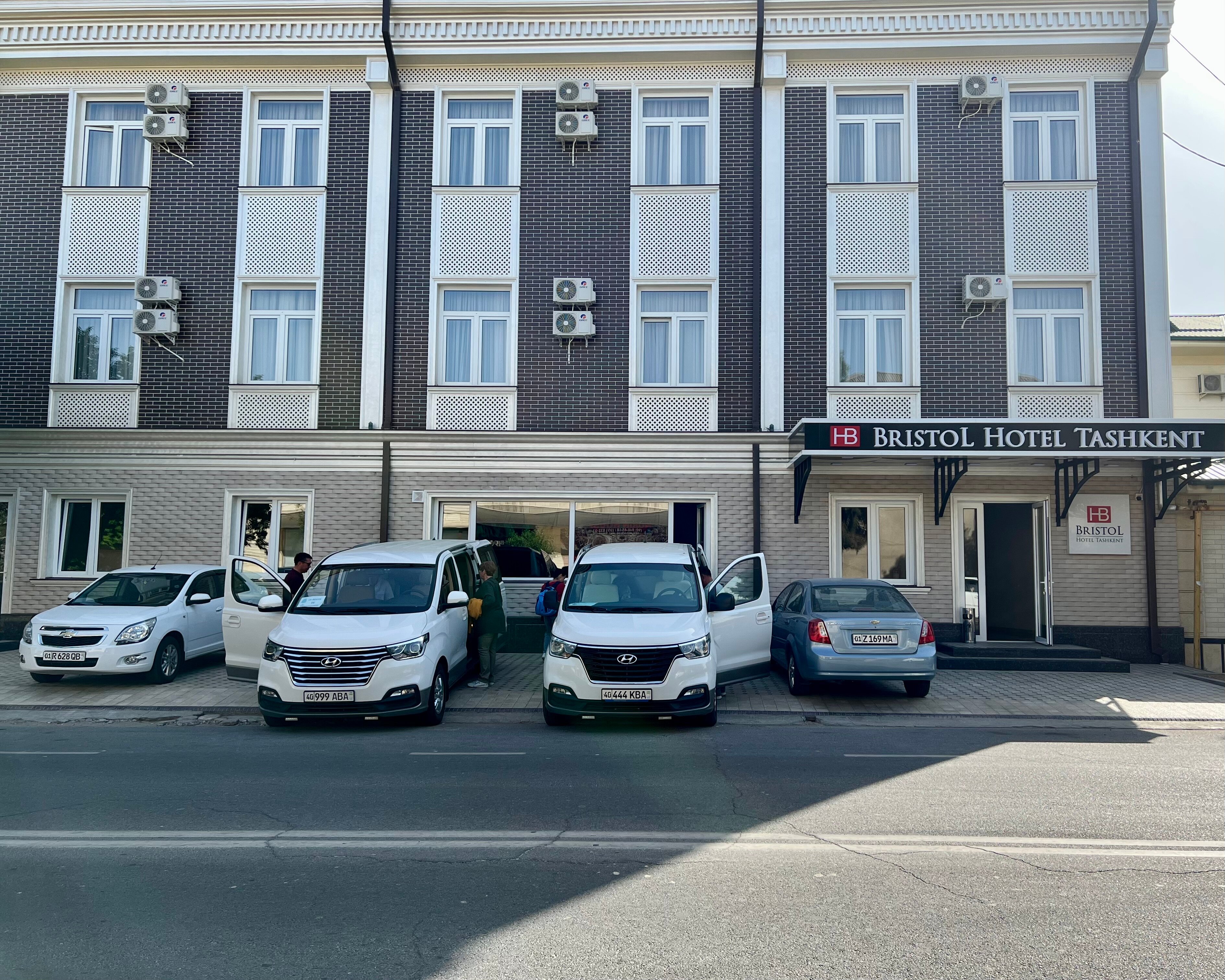 Фото Bristol Hotel Tashkent