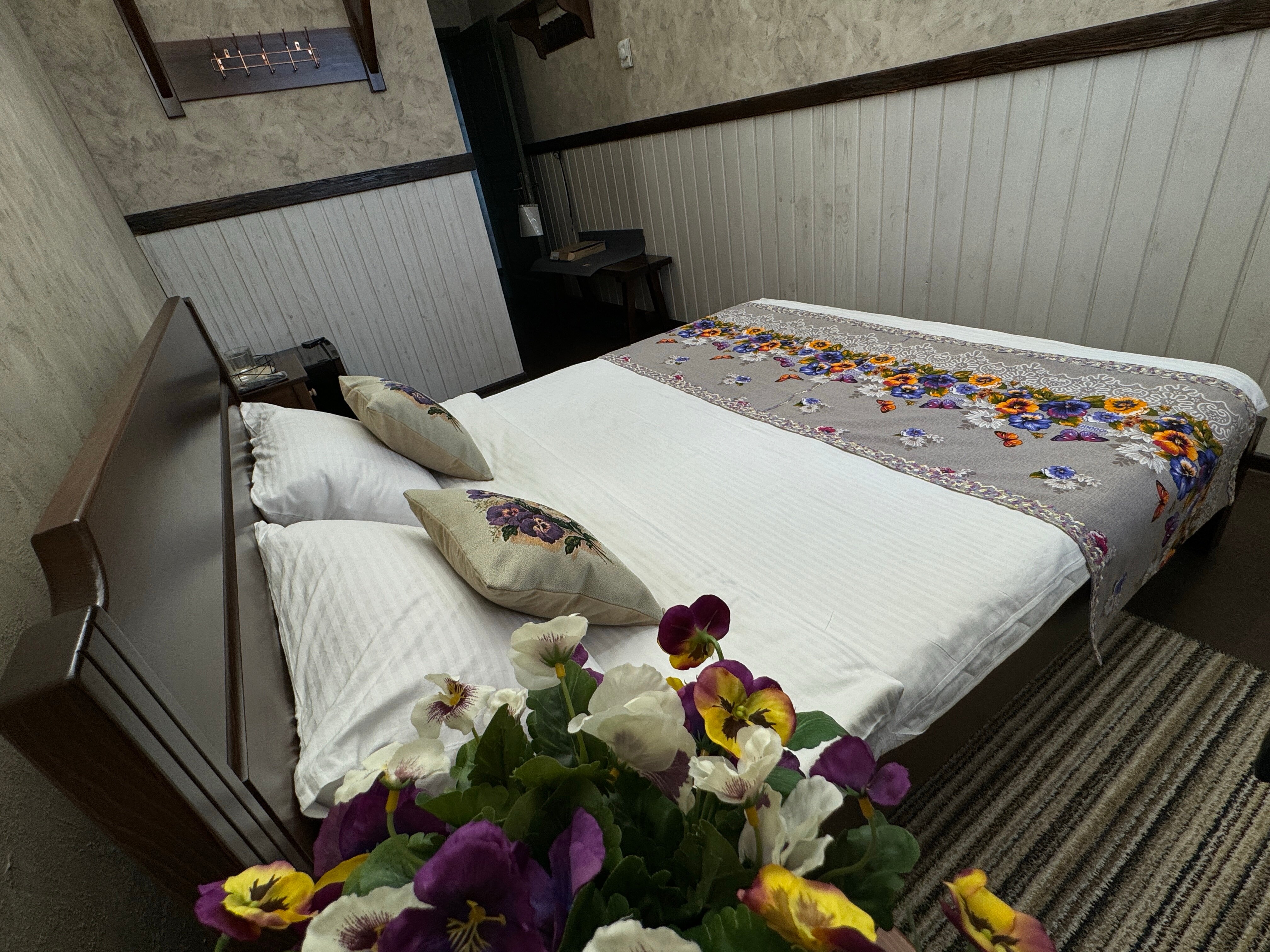 Фото Горница