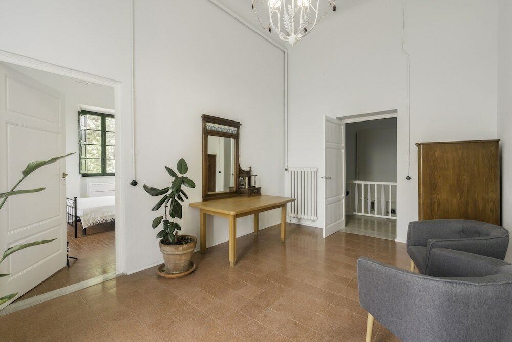 Фото The Gargoyles