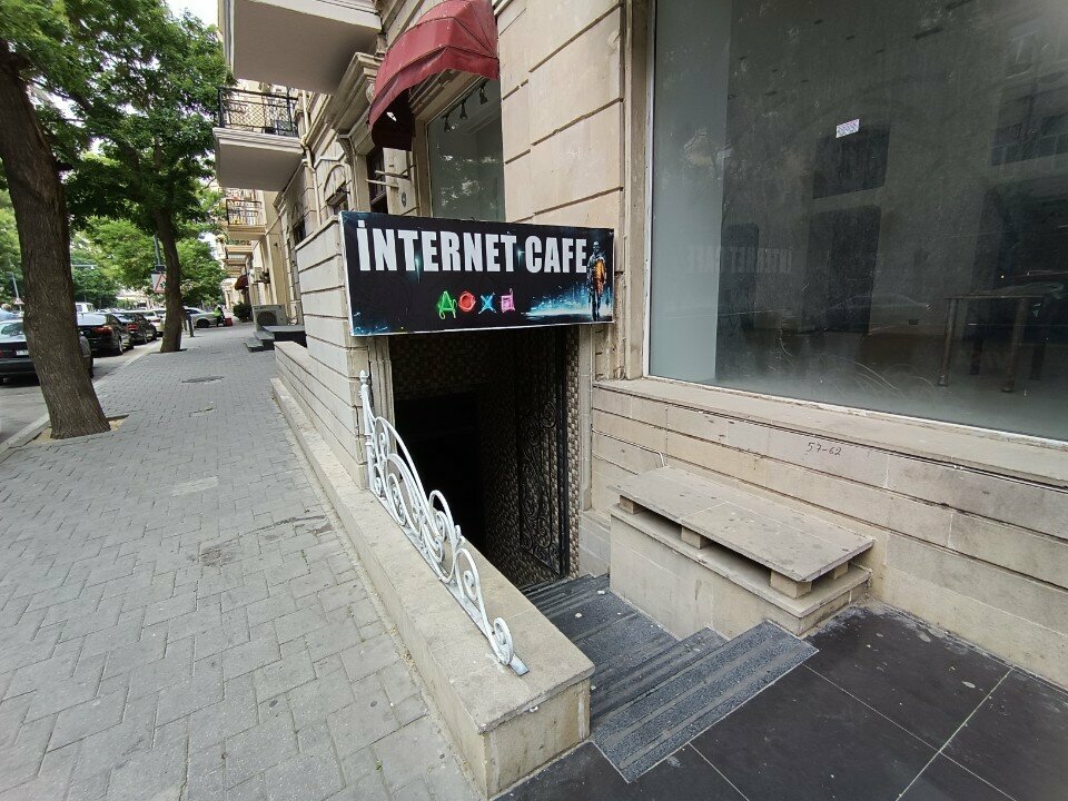 Internet cafe İnternet cafe, Baku, photo