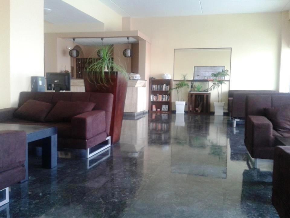 Фото Zephyros Hotel