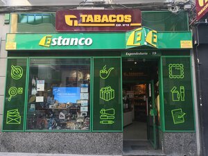 smoking tobacco with a roach Spliffs: What They Are and How They Affect Pot Use