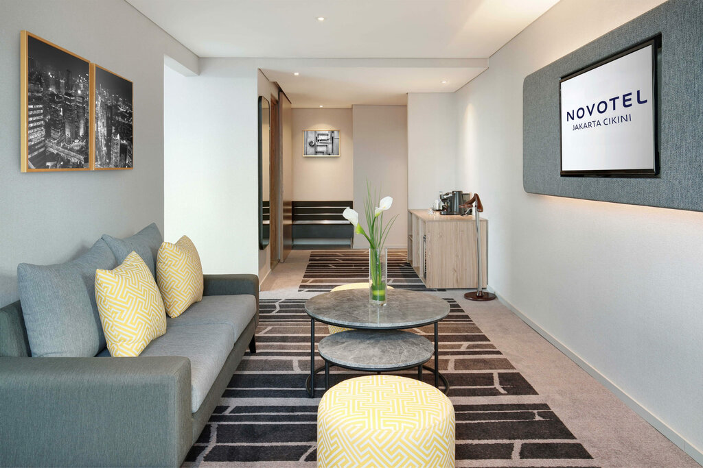 Hotel Novotel Jakarta Cikini, Jakarta, photo