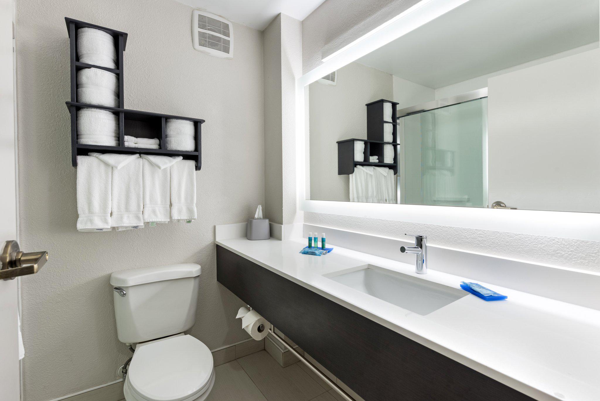 Фото Holiday Inn Express Columbus Downtown, an Ihg Hotel