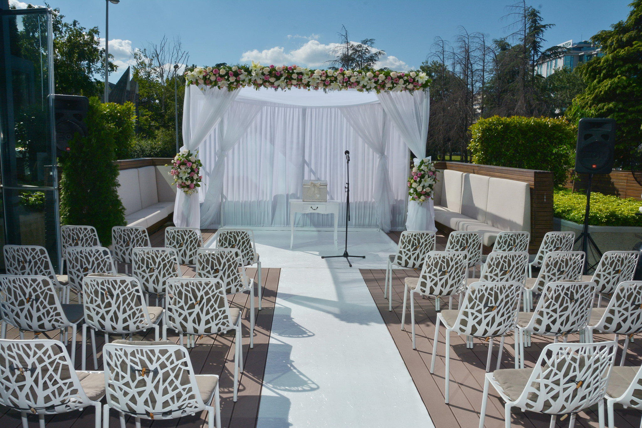 Фото Краун Плаза Белград