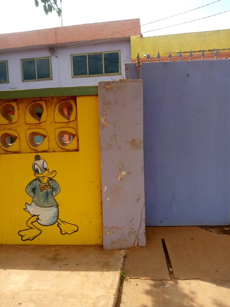 School Riichna Academy, Earth, photo