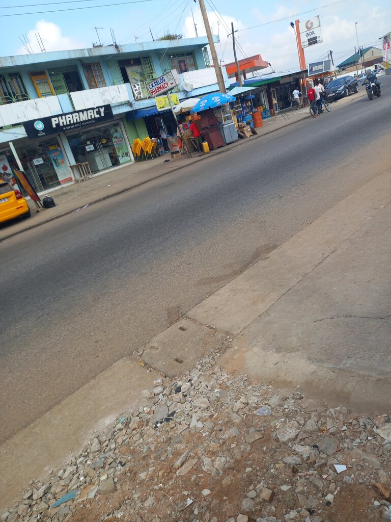 Clothing store Flash Blends, Accra, photo