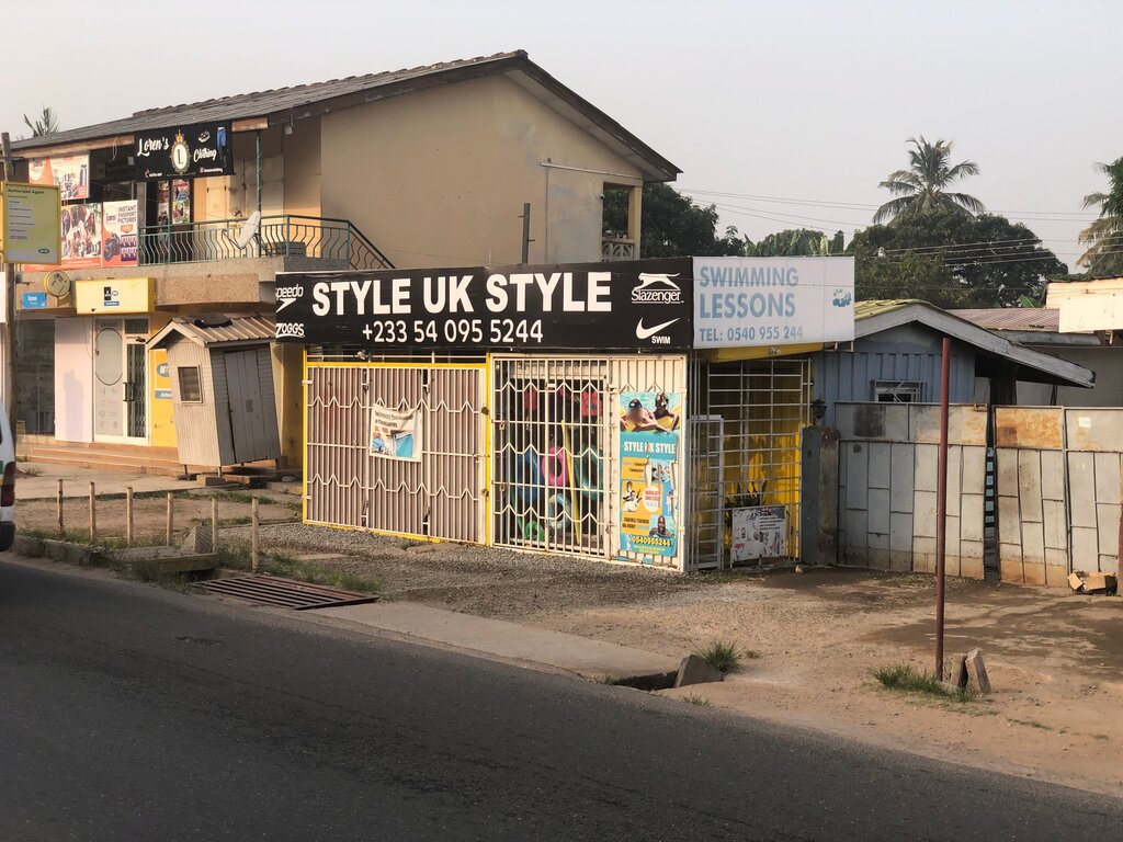 Swimming pool Style Uk Style, Accra, photo